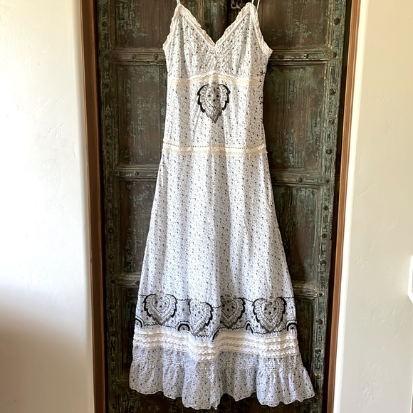 Johnny Was Dresses & Skirts - Johnny Was White Eyelet Maxi Dress with Black Embroidery